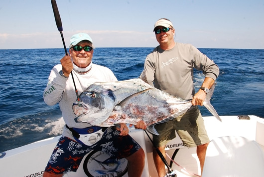 Sportfishing cancun- african pompano fishing